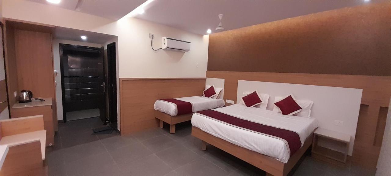 Hotel Golden Sand Velankanni Eksteriør billede