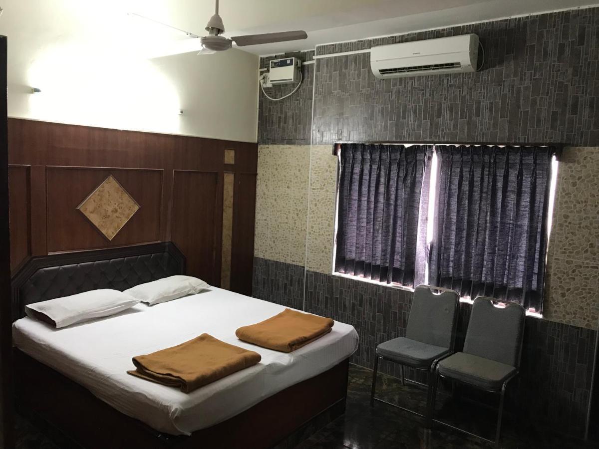 Hotel Golden Sand Velankanni Eksteriør billede